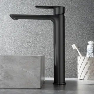 Смеситель для раковины Black&White Universe 8302BUK чёрный матовый